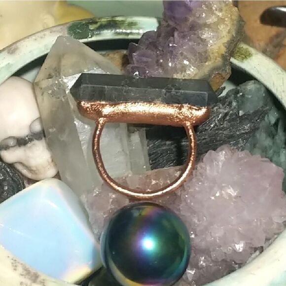 Sale! 'Ceremony' Size 7 DT Labradorite Ring - Picture 1 of 6